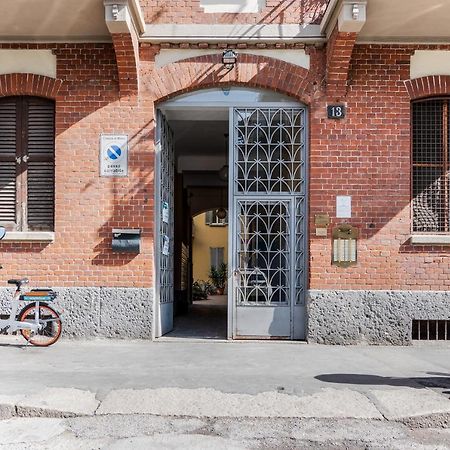 Lepontina Apartment Милан Экстерьер фото