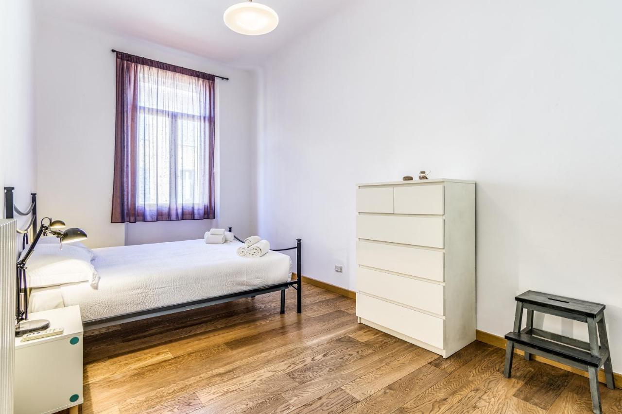 Lepontina Apartment Милан Экстерьер фото