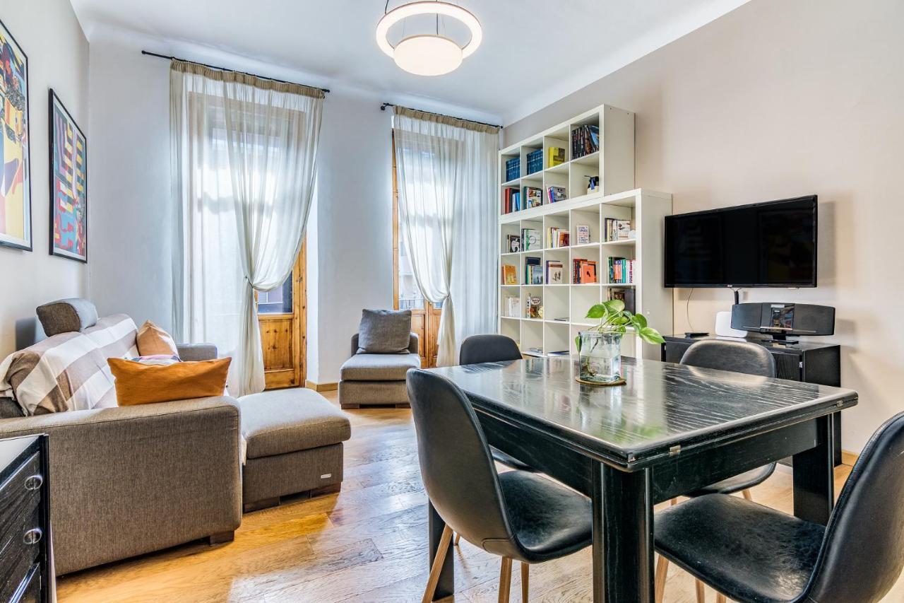 Lepontina Apartment Милан Экстерьер фото